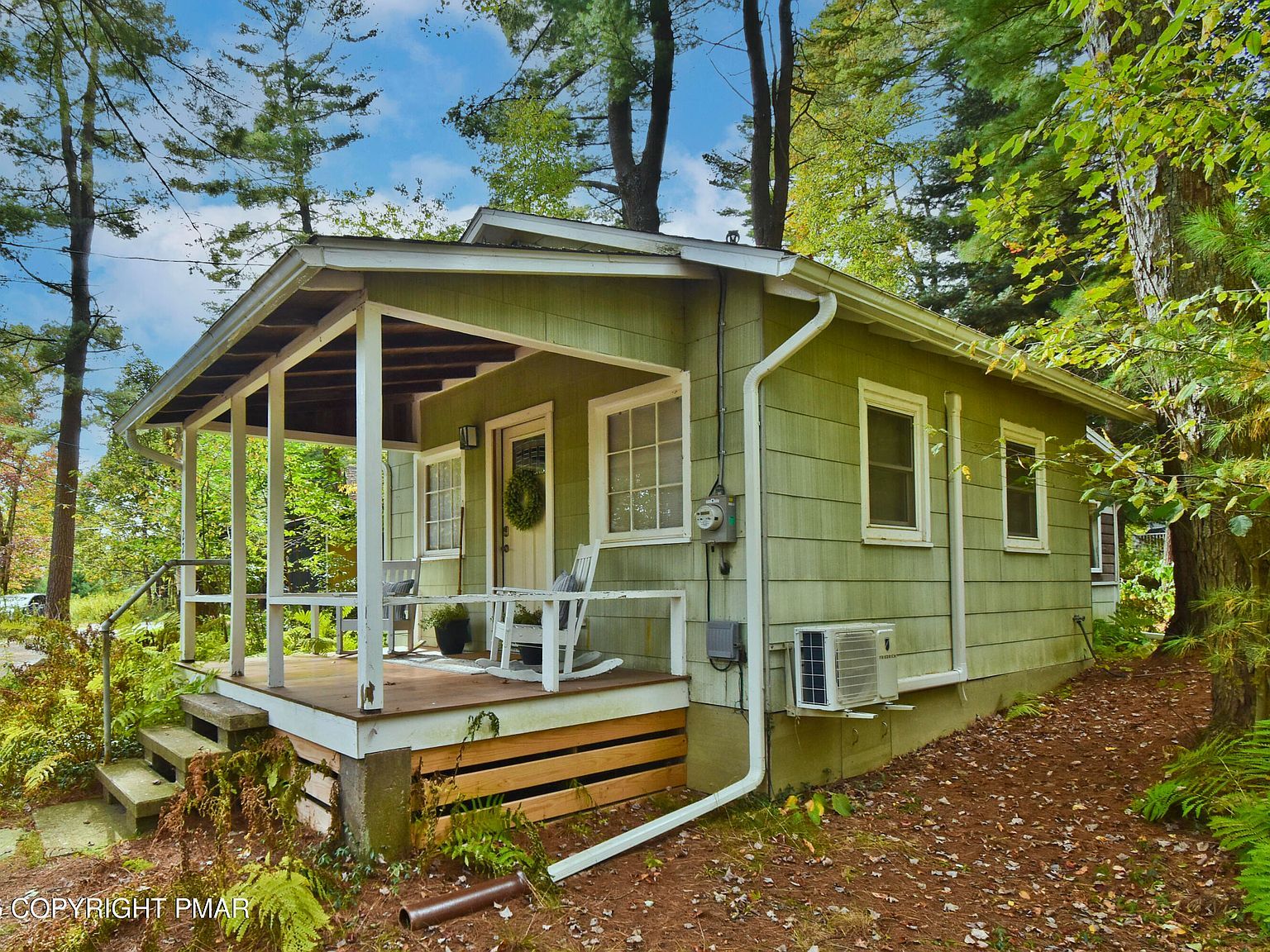 221 John St Pocono Pines, PA 18350 - Thumbnail 2