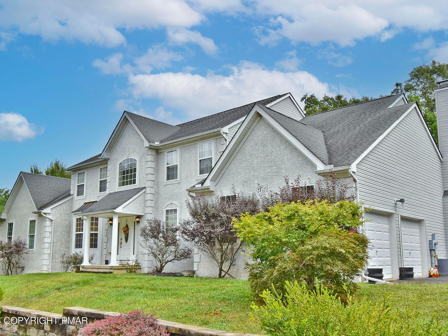 395 Shawnee Valley Dr East Stroudsburg, PA 18302 - Thumbnail 2