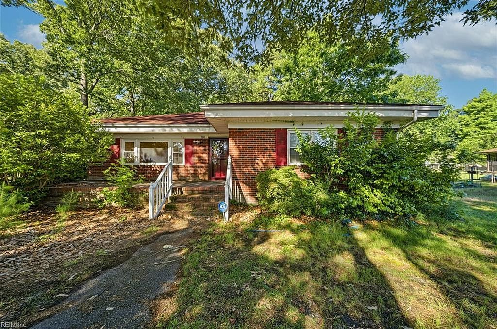 4525 Old Princess Anne Rd Virginia Beach, VA 23462  | Single Family