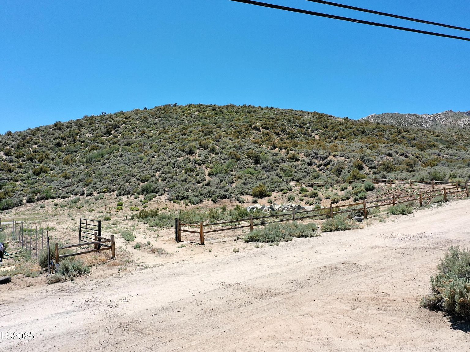 633 W Clearview Dr Carson City, NV 89703 - Thumbnail 2