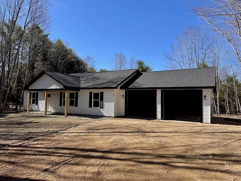 24 Mayberry Lndg Naples, ME 04055, 4055
