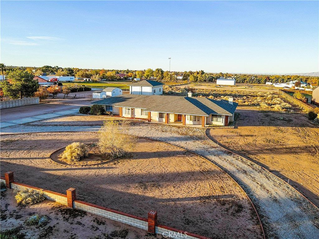 14032 Tioga St Hesperia, CA 92344 - Thumbnail 2