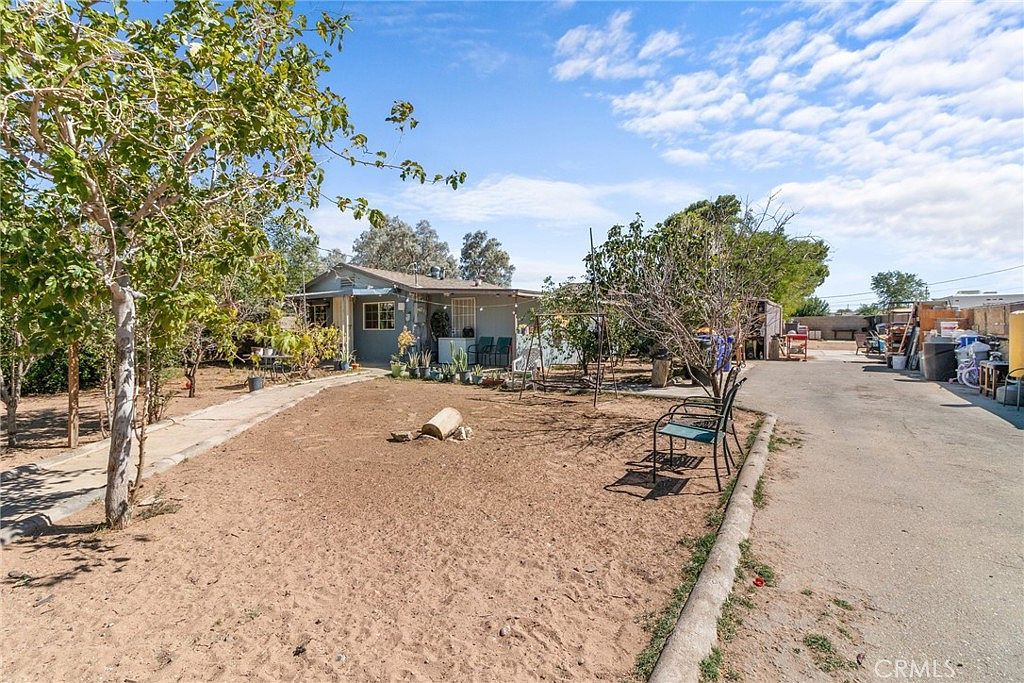 12037 Lee Ave Adelanto, CA 92301 - Thumbnail 2