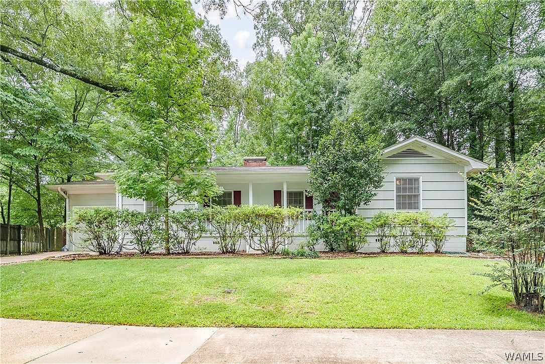 10 Hickory Ln Tuscaloosa, AL 35404 | Single Family
