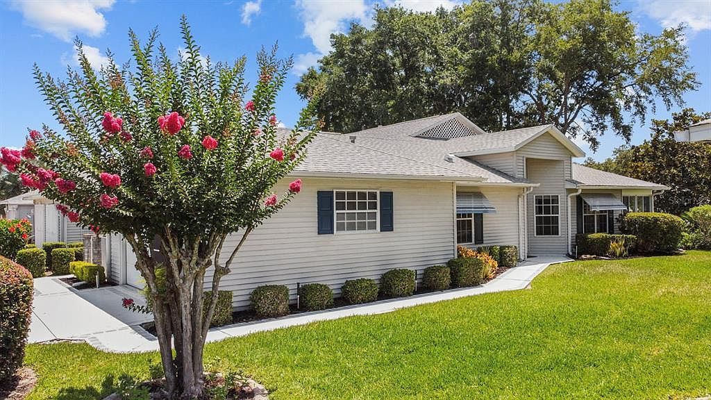 26030 Newcombe Cir Leesburg, FL 34748 - Thumbnail 2