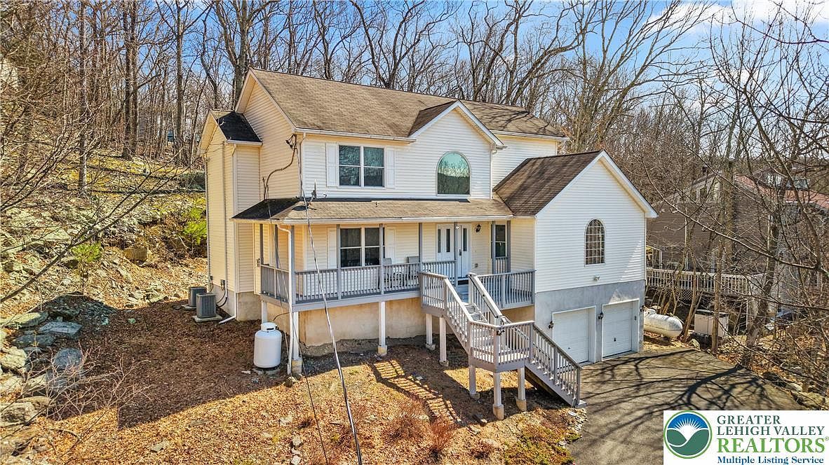 226 Regent St Bushkill, PA 18324  | Single Family