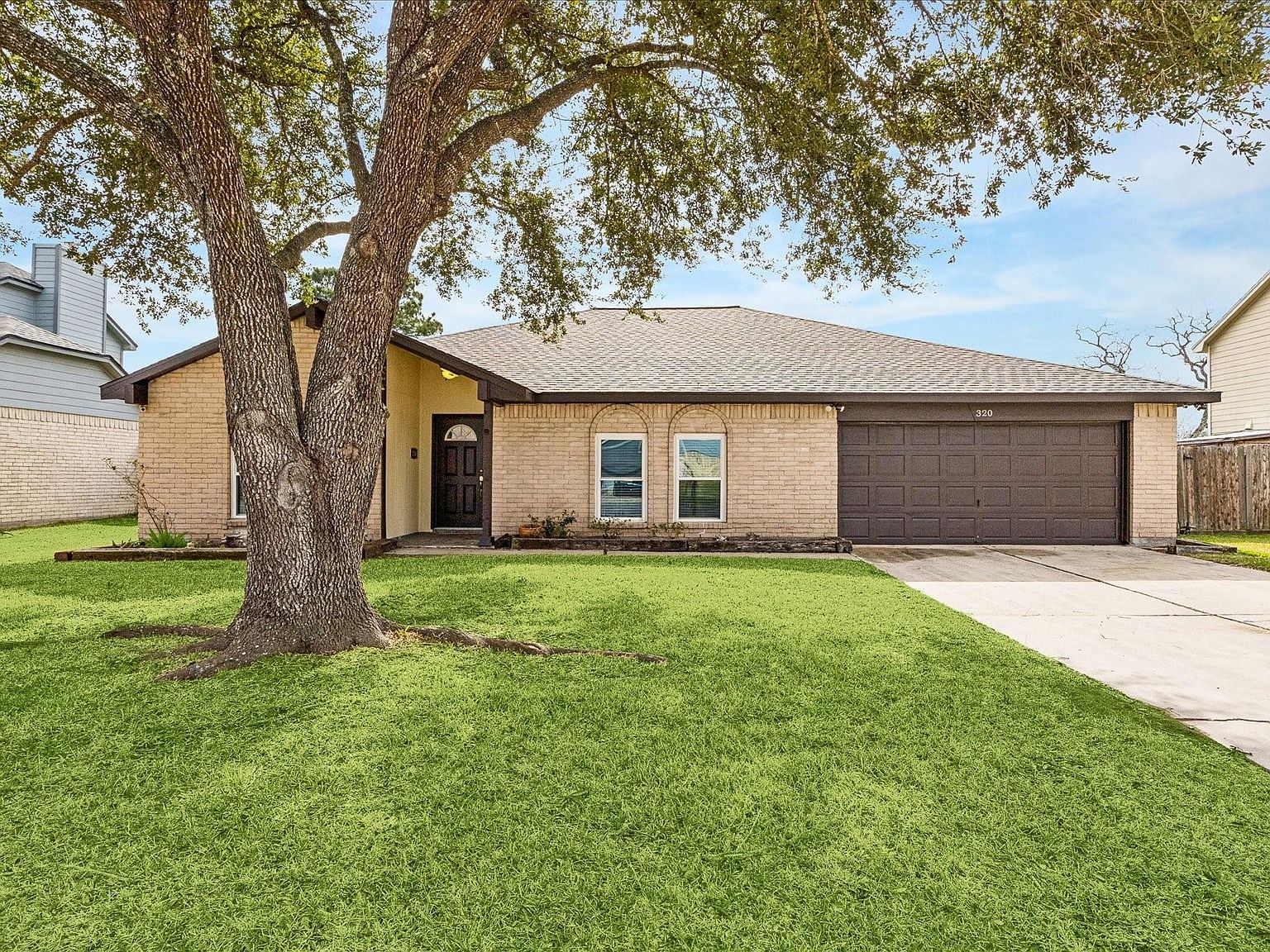 320 Creek Bend Dr League City, TX 77573  | Single Family