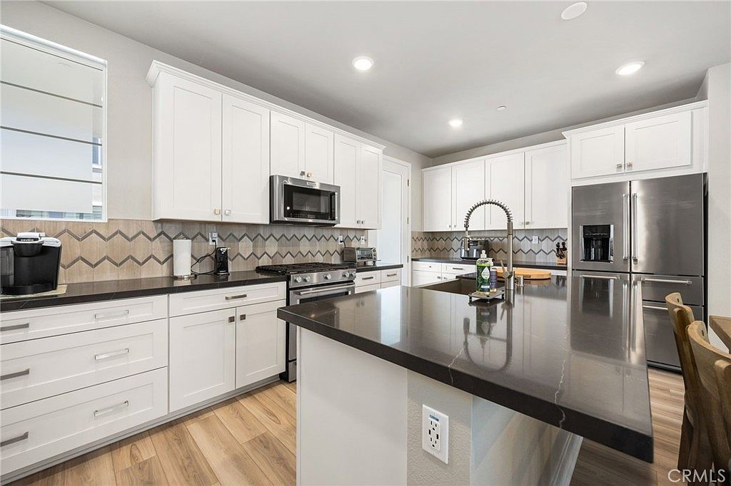 1460 W Sunrise Ln San Pedro, CA 90732 | Town Home