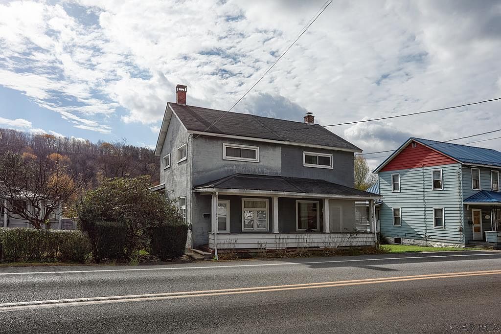 642 Railroad St Windber, PA 15963 - Thumbnail 2