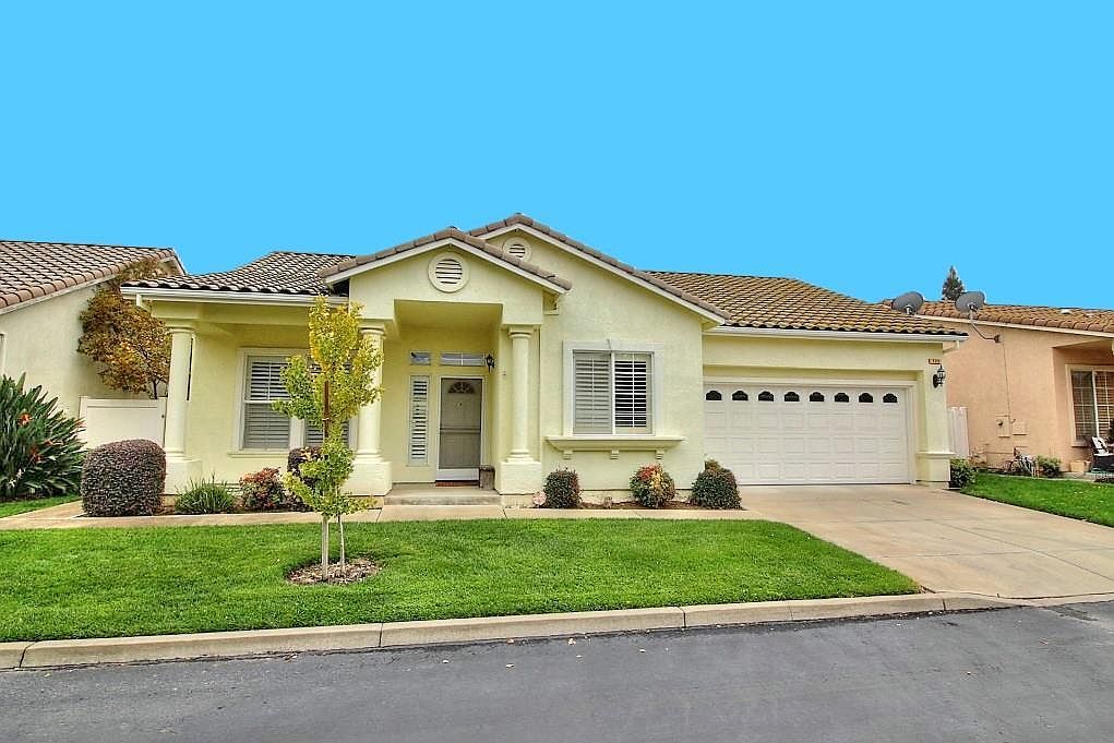 130 Little Johns Creek Dr Oakdale, CA 95361 - Thumbnail 2