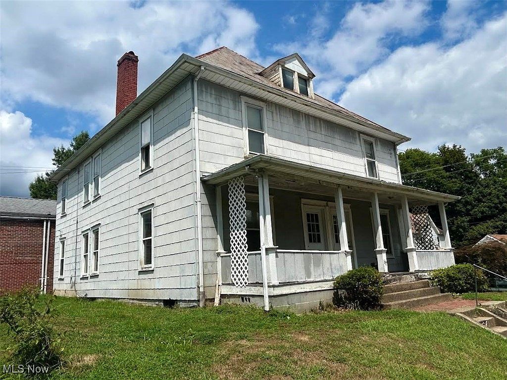 615 Wooster St Marietta, OH 45750 - Thumbnail 2