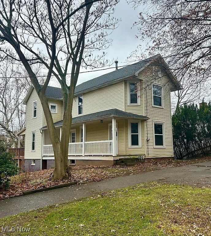 725 8th St Marietta, OH 45750 - Thumbnail 2