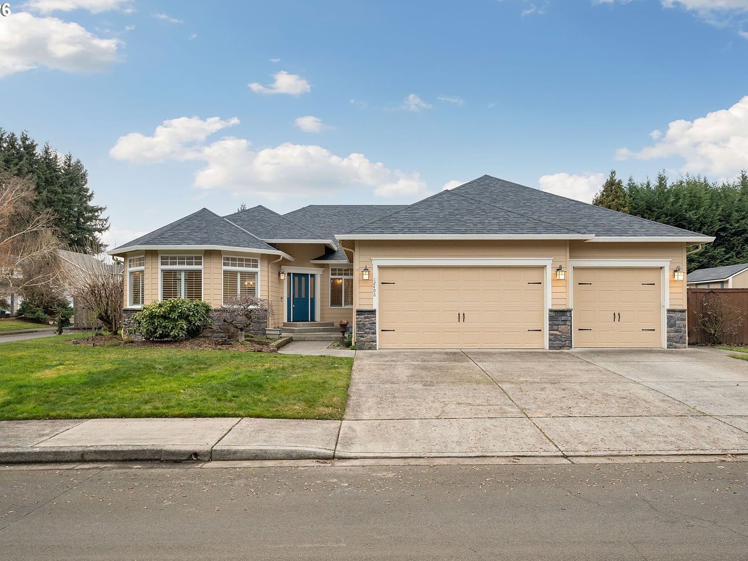 12406 NW 46th Ave Vancouver, WA 98685 - Thumbnail 2