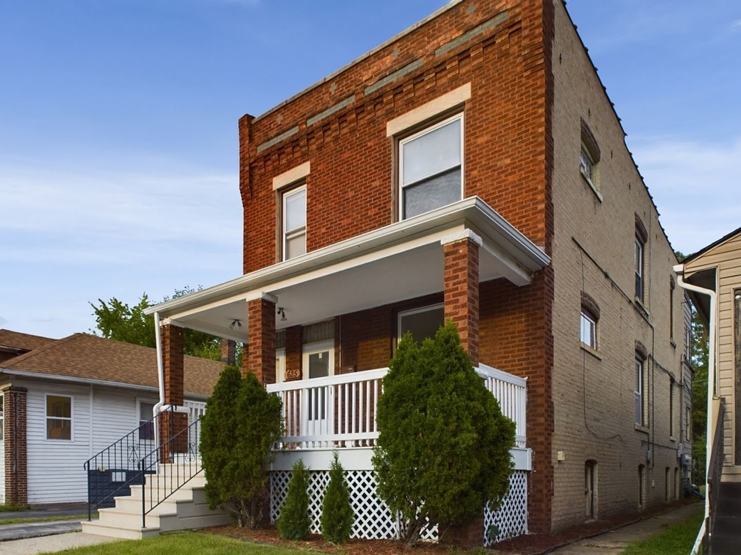 625 Ingraham Ave Calumet City, IL 60409 - Thumbnail 2