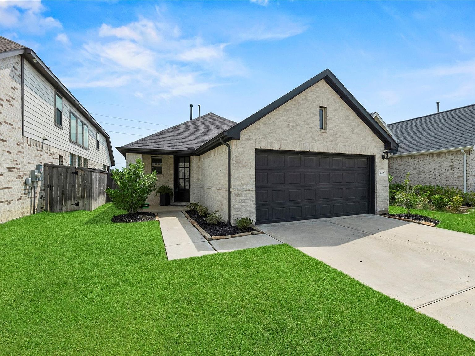 17138 Broadleaf Oak Dr Hockley, TX 77447 - Thumbnail 2