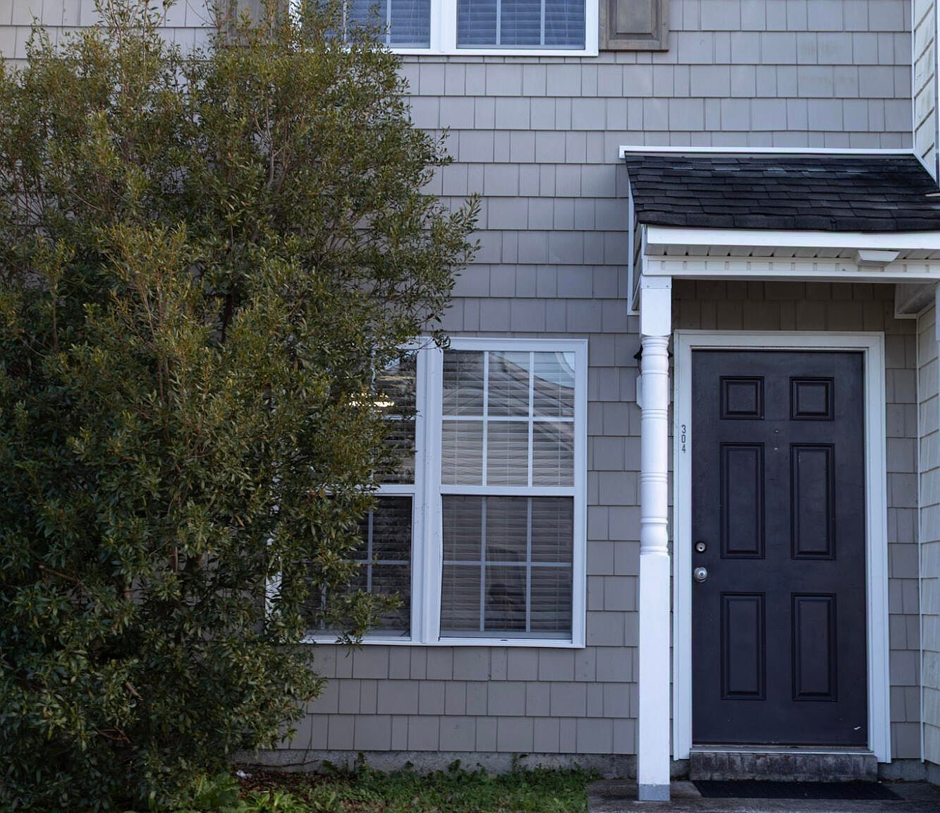 304 Streamwood Dr Jacksonville, NC 28546 - Thumbnail 2