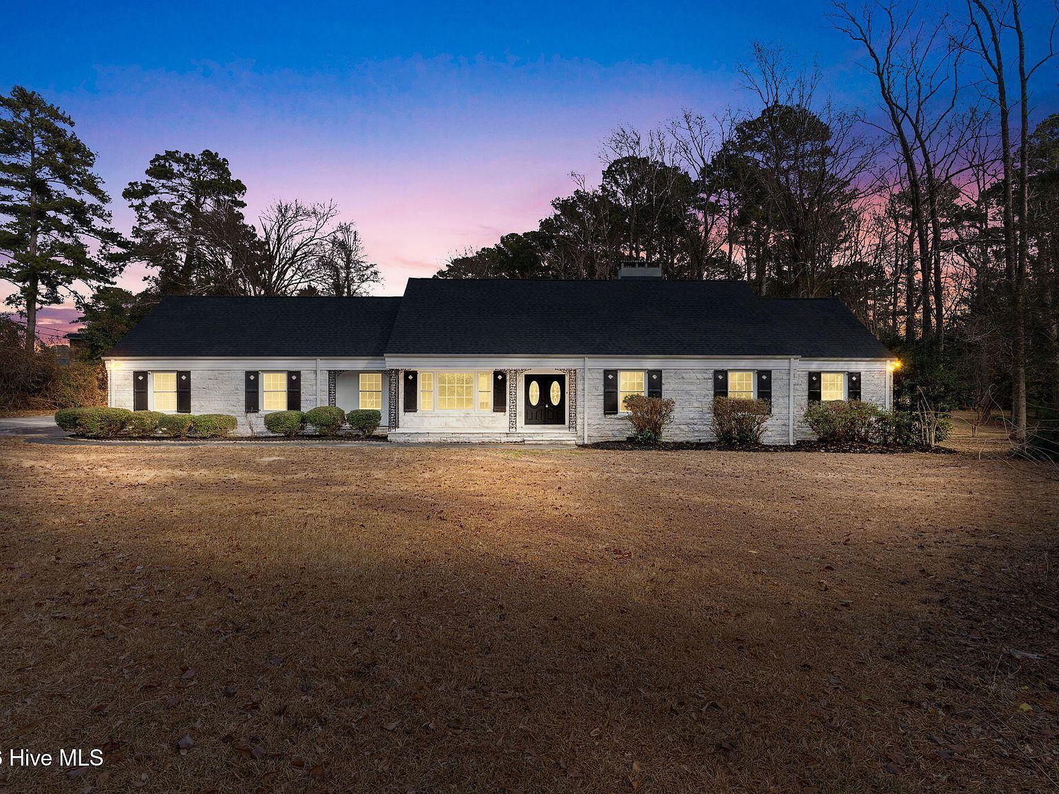 305 Country Club Dr Jacksonville, NC 28546 - Thumbnail 2