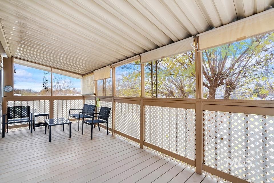 1715 W Flamingo Ave TRAILER 61A Nampa, ID 83651 - Thumbnail 2