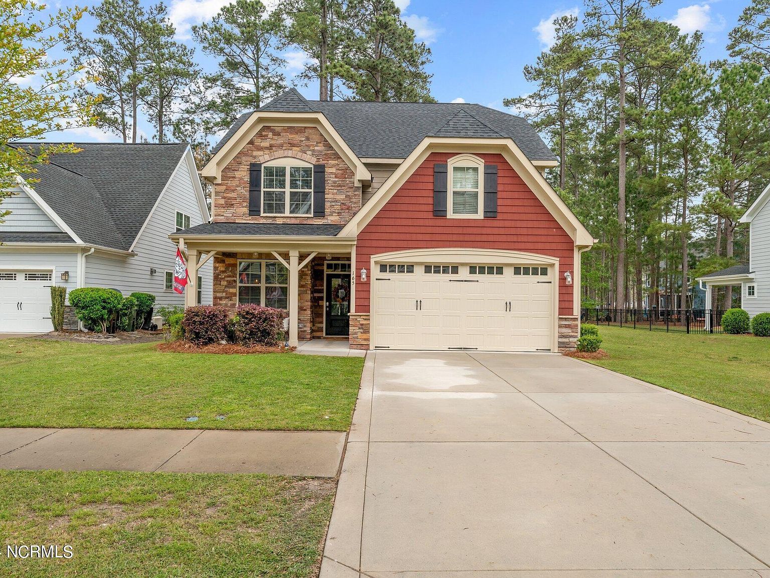 165 Moultrie Ln Aberdeen, NC 28315 - Thumbnail 2