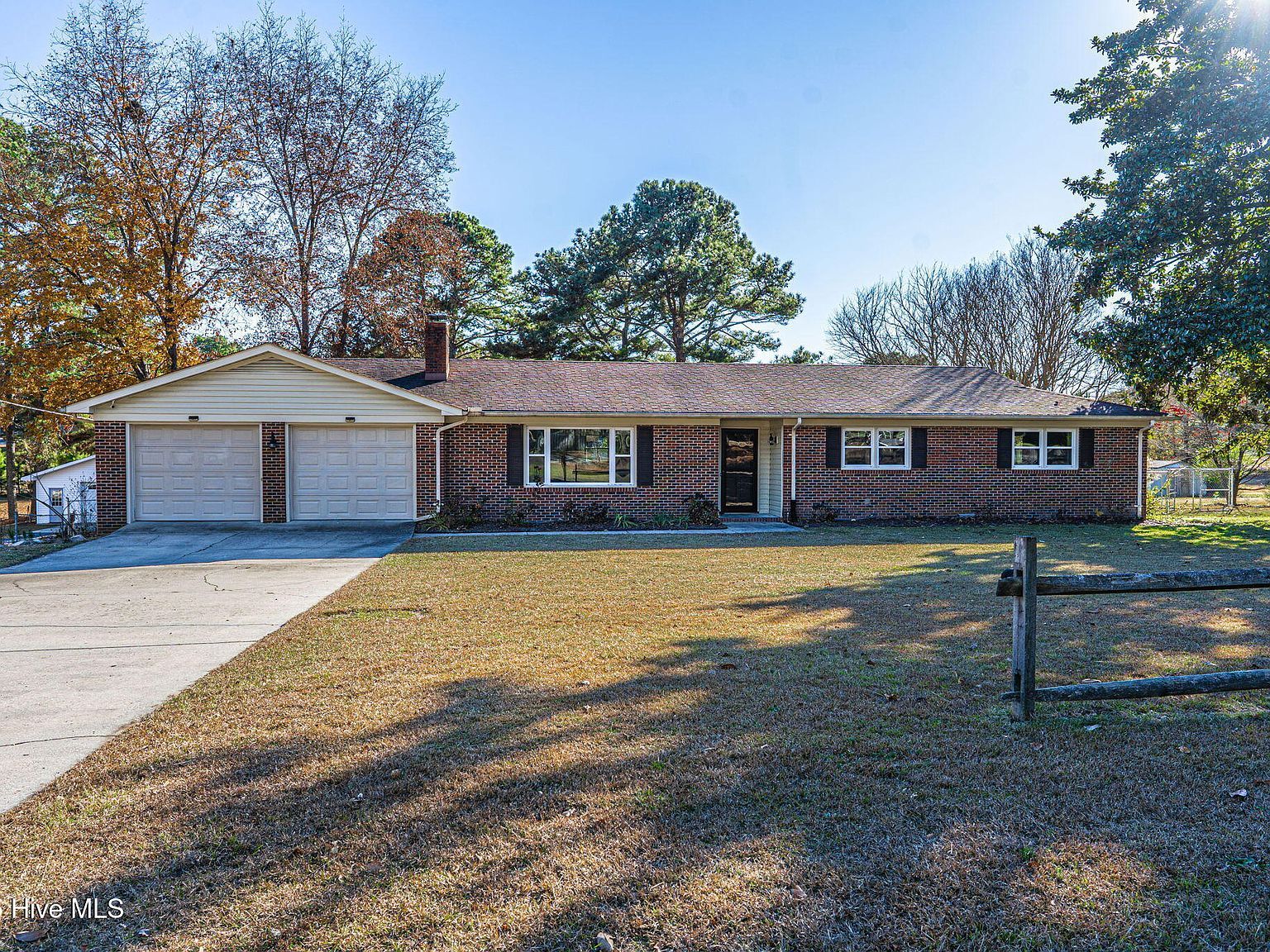 255 Foxcroft Rd Whispering Pines, NC 28327 - Thumbnail 2