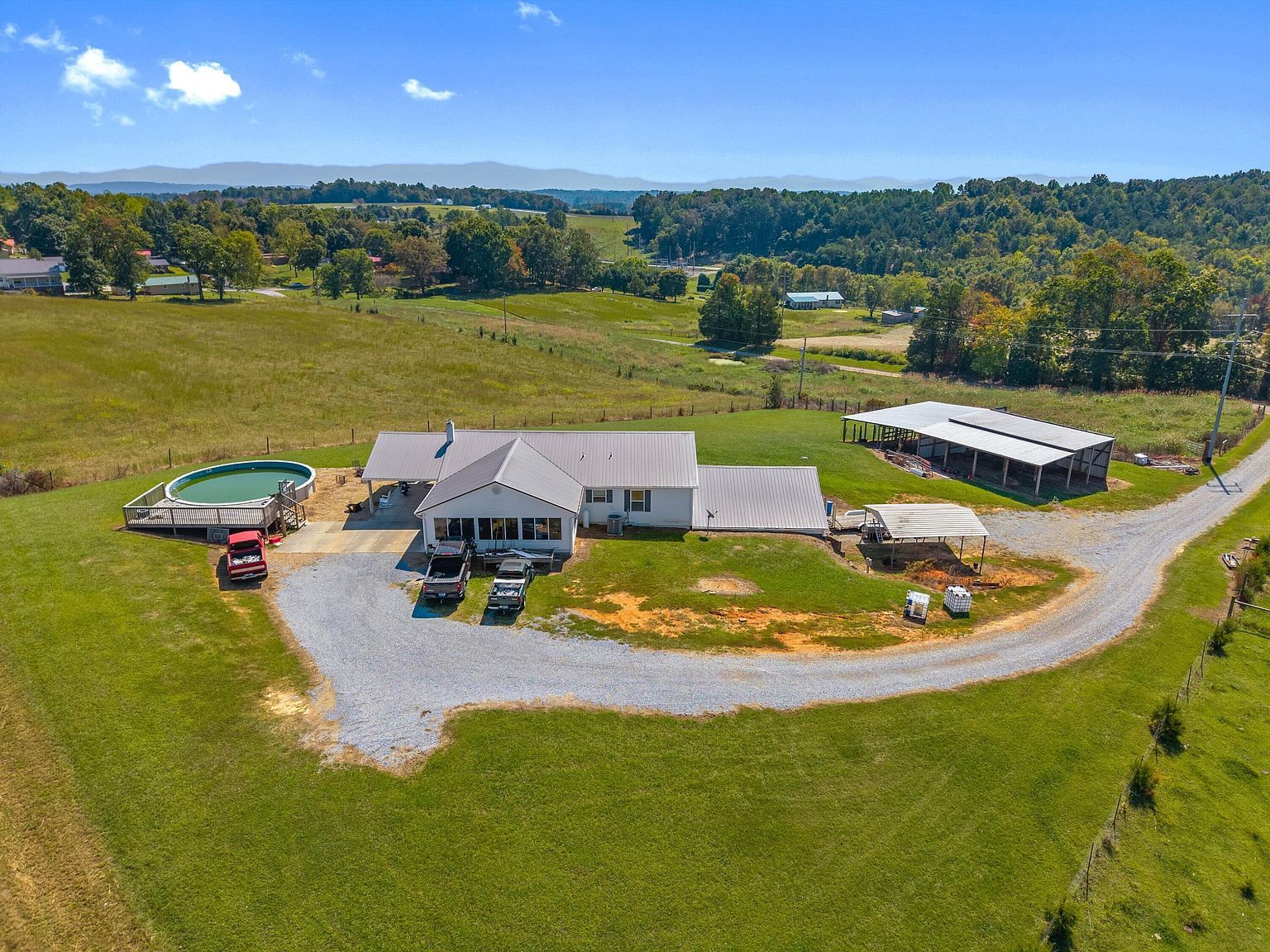 320 & 340 Marcella Dr Mosheim, TN 37818 - Thumbnail 2