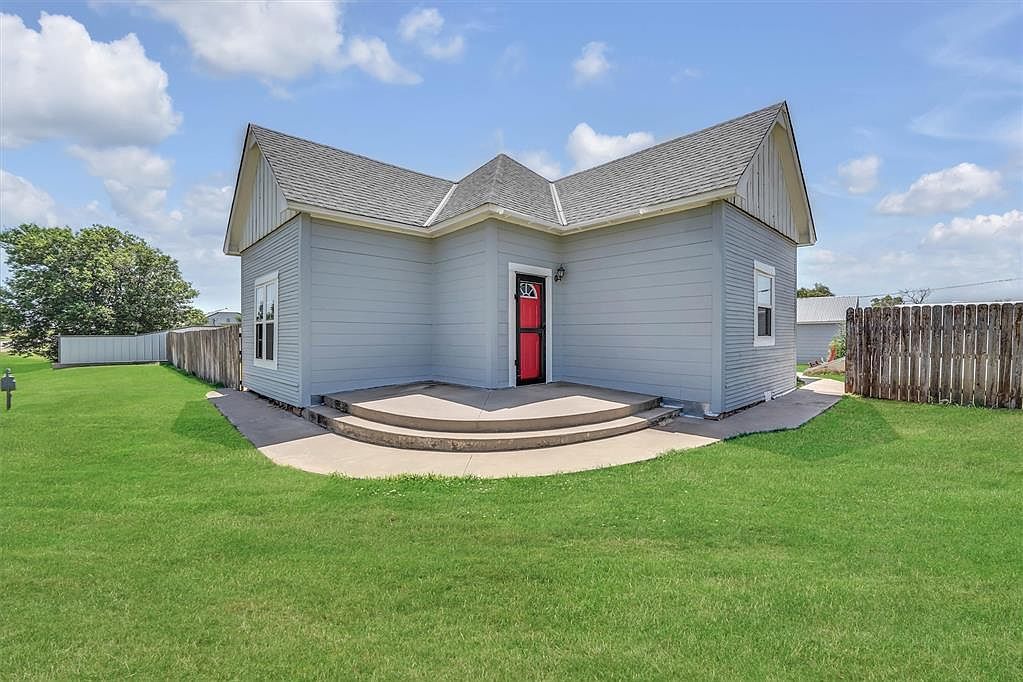 600 Main St Carter, OK 73627 - Thumbnail 2