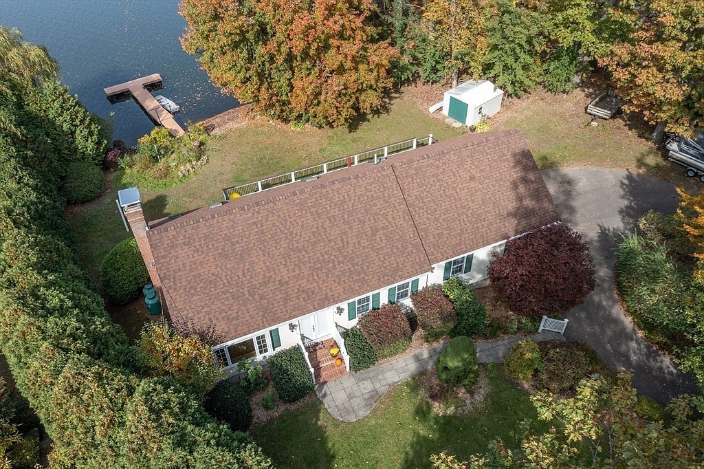 73 Ridge Rd Foxboro, MA 02035  | Single Family