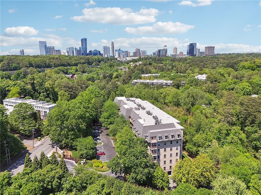 2865 Lenox Rd NE APT 601 Atlanta, GA 30324 - Thumbnail 2