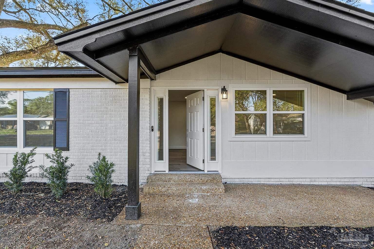 2611 Green Bay Ave Pensacola, FL 32526 - Thumbnail 2