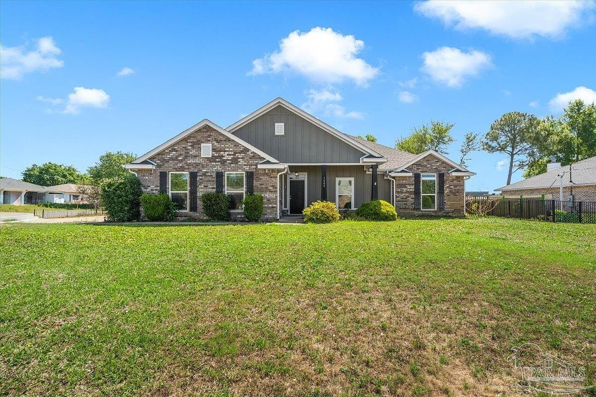 1264 Redwood Ln Gulf Breeze, FL 32563  | Single Family