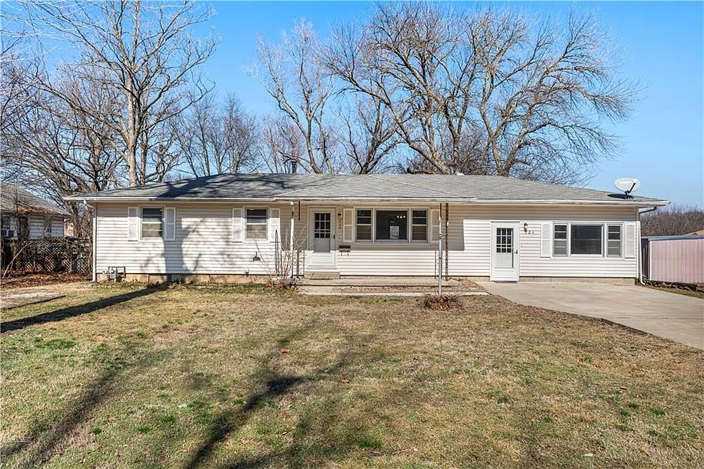 724 W Allison St Nevada, MO 64772 - Thumbnail 2