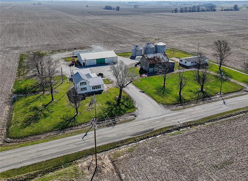 7634 N 1st St Altamont, IL 62411  | Single Family