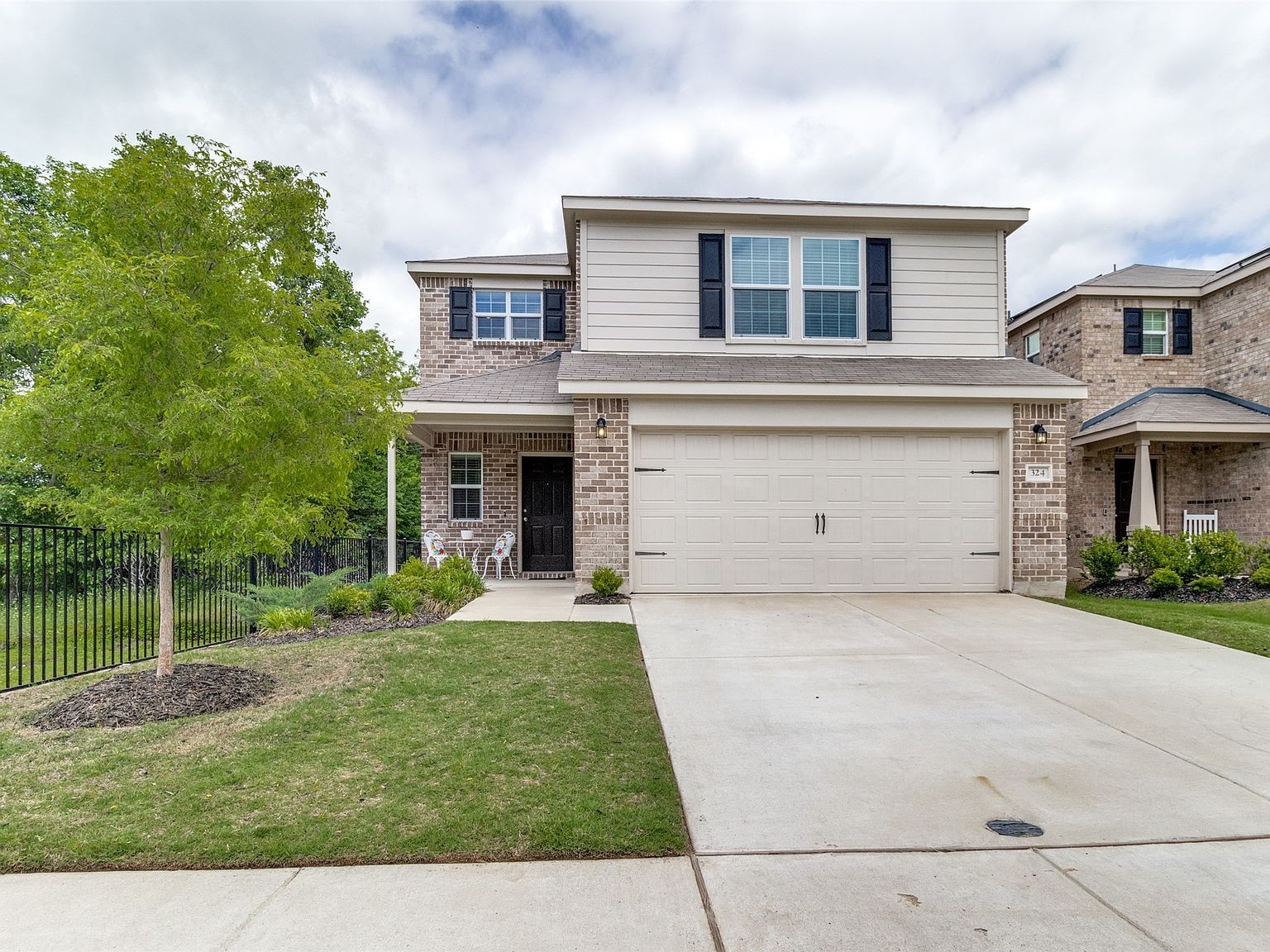 324 Montrose Dr Van Alstyne, TX 75495 - Thumbnail 2