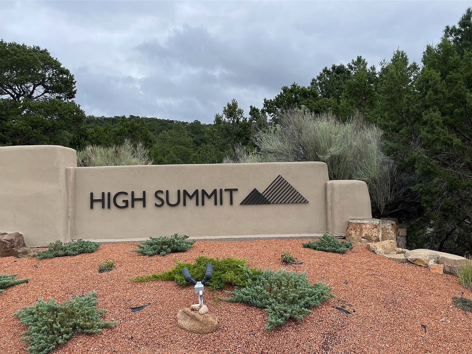 1071 S Summit Rdg Santa Fe, NM 87501 - Thumbnail 2