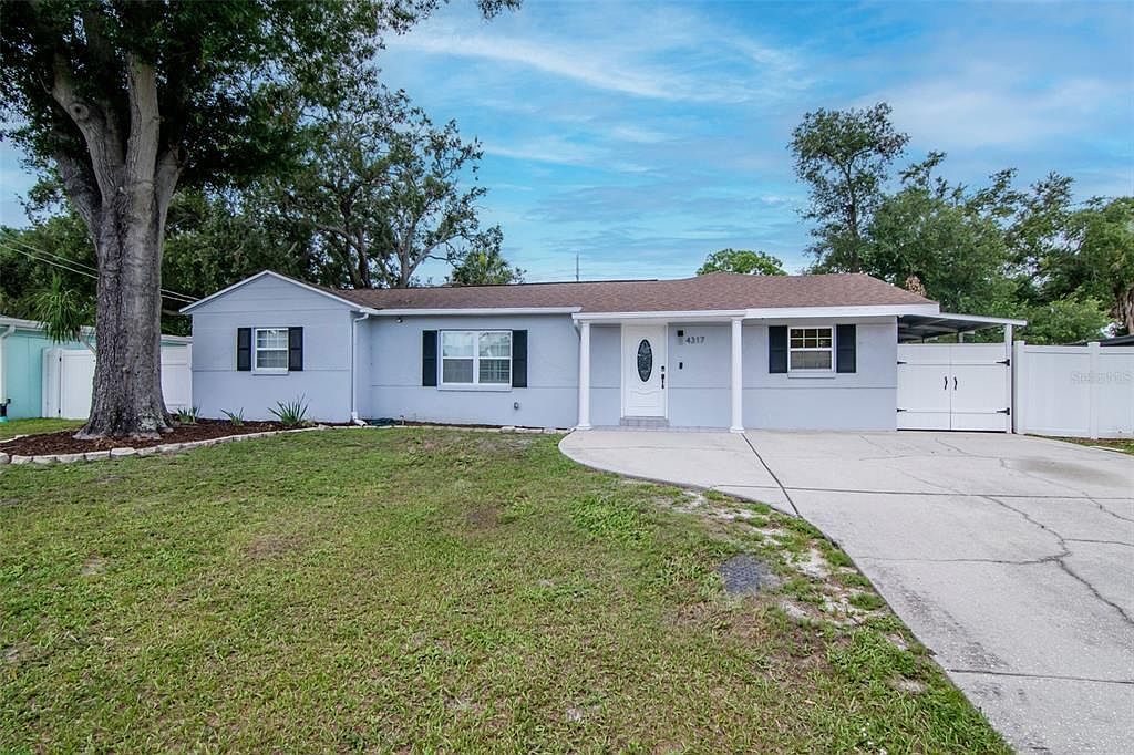 4317 S Hale Ave Tampa, FL 33611 - Thumbnail 2