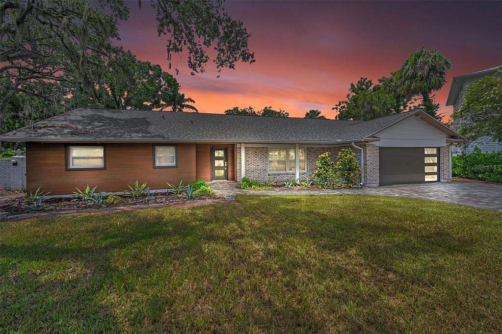 409 S Barbara Ln Tampa, FL 33609 - Thumbnail 2