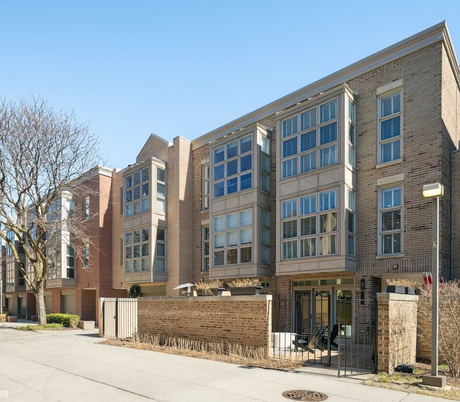 2343 North Wayne Avenue, Chicago, IL, USA, 60614  | Town Home