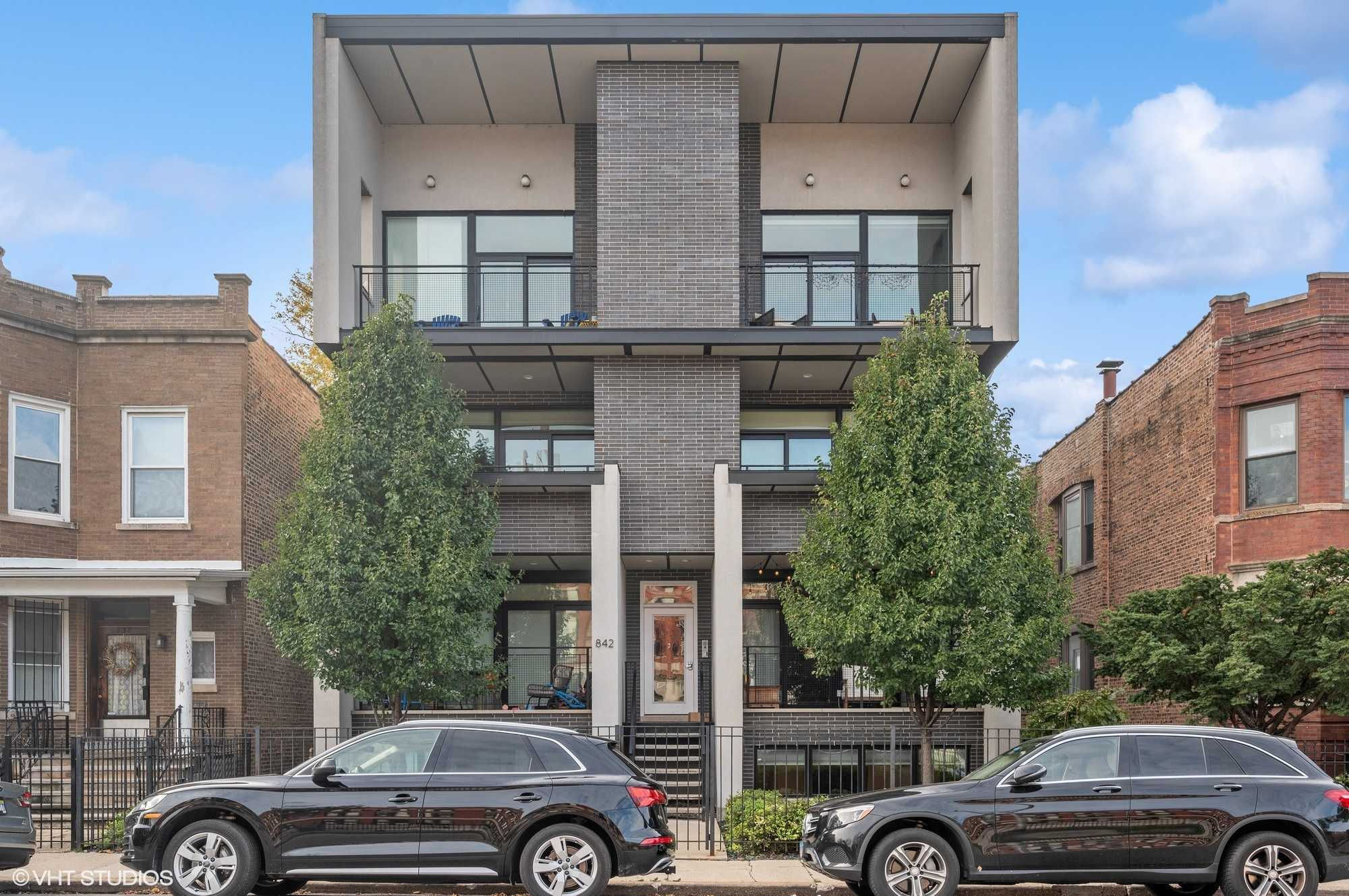 842 N Campbell Ave unit 1n, Chicago, IL 60622, USA - Thumbnail 2