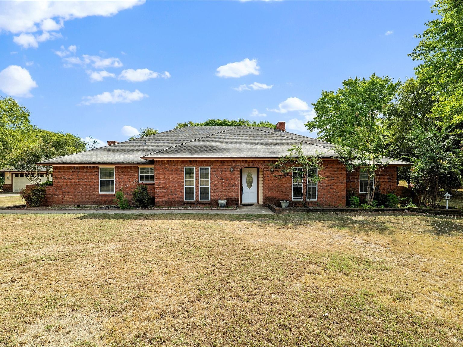 5030 Diamond Creek Dr Midlothian, TX 76065 - Thumbnail 2