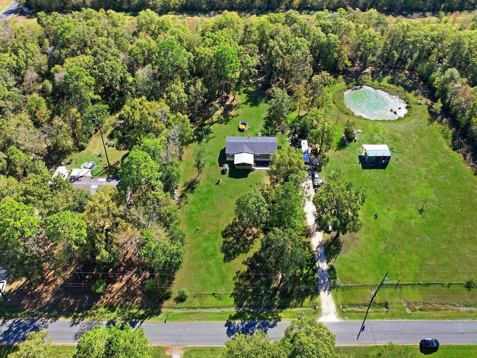 137 County Road 411 Dayton, TX 77535 - Thumbnail 2