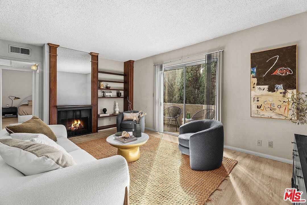 5437 Corteen Pl APT 212 Valley Village, CA 91607  | Condominium