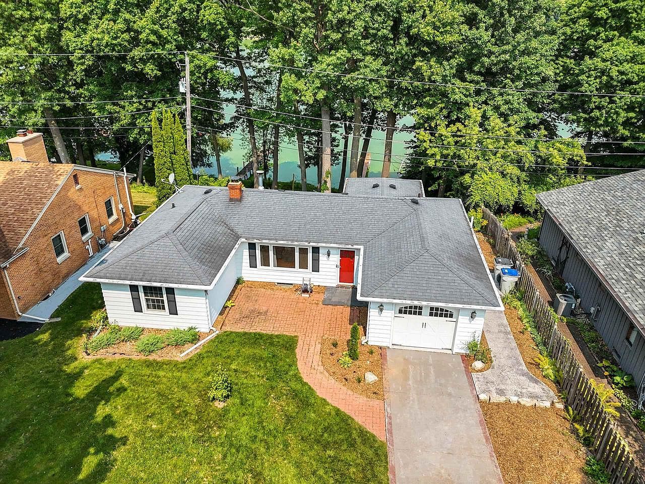 2323 Palisades Dr Appleton, WI 54915 - Thumbnail 2