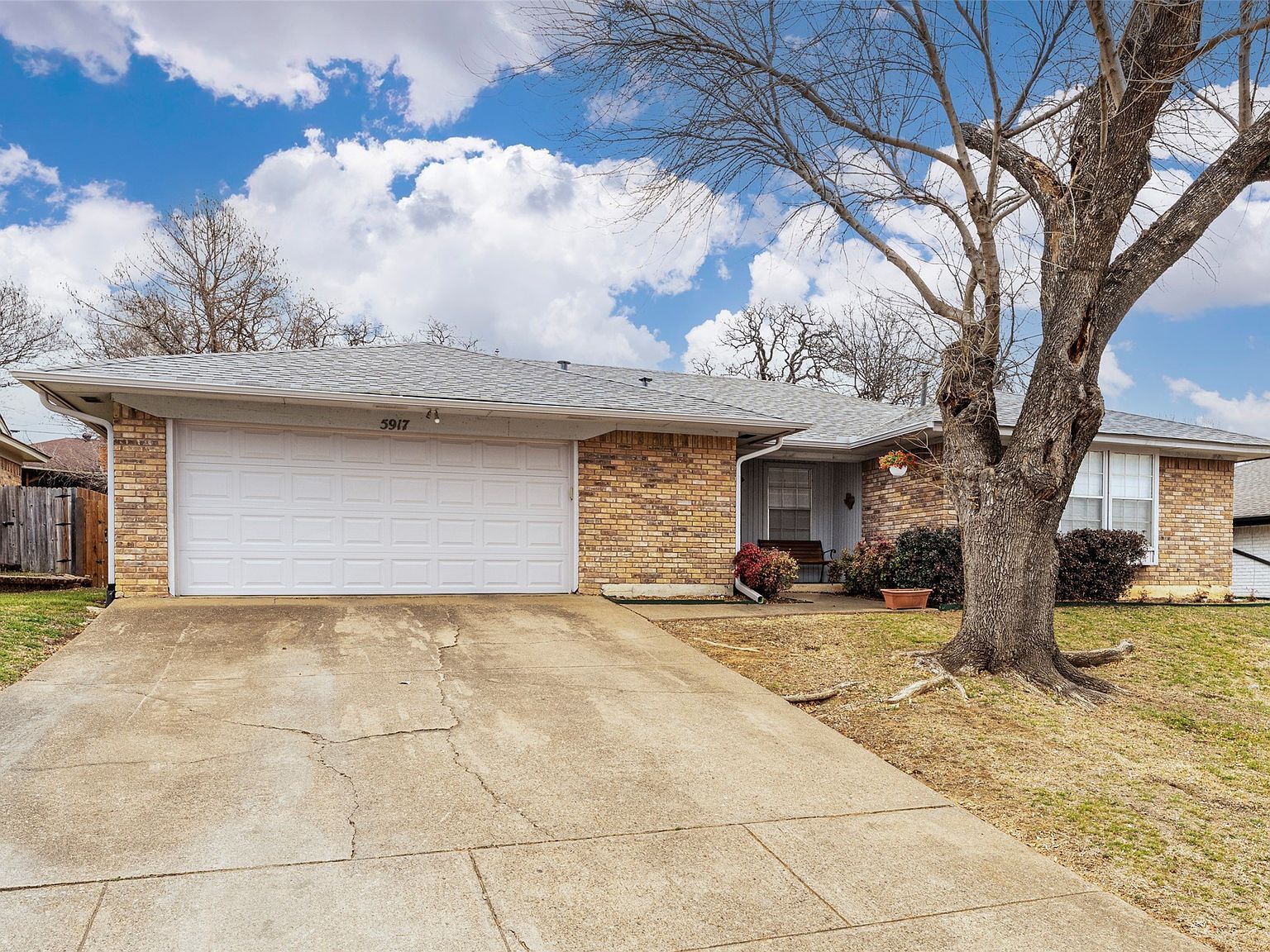 5917 Pleasant Hill Dr Arlington, TX 76016 - Thumbnail 2