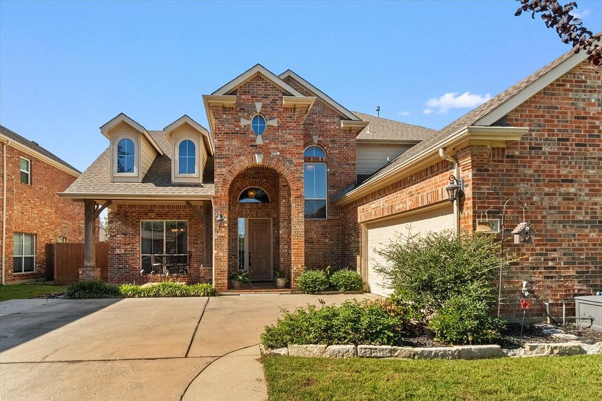 8402 Pecan Creek Dr Arlington, TX 76001 - Thumbnail 2