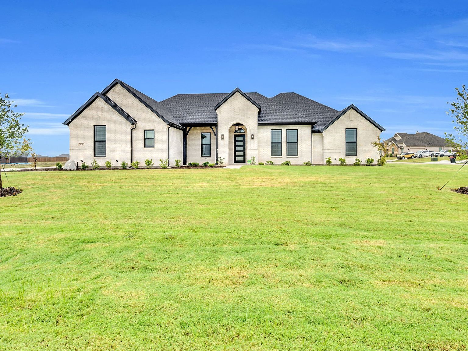 1610 Blackfoot Pkwy Waxahachie, TX 75165 - Thumbnail 2