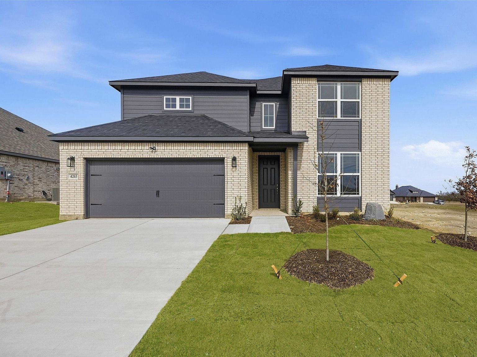 4203 Pigeon Dr Sherman, TX 75092 - Thumbnail 2