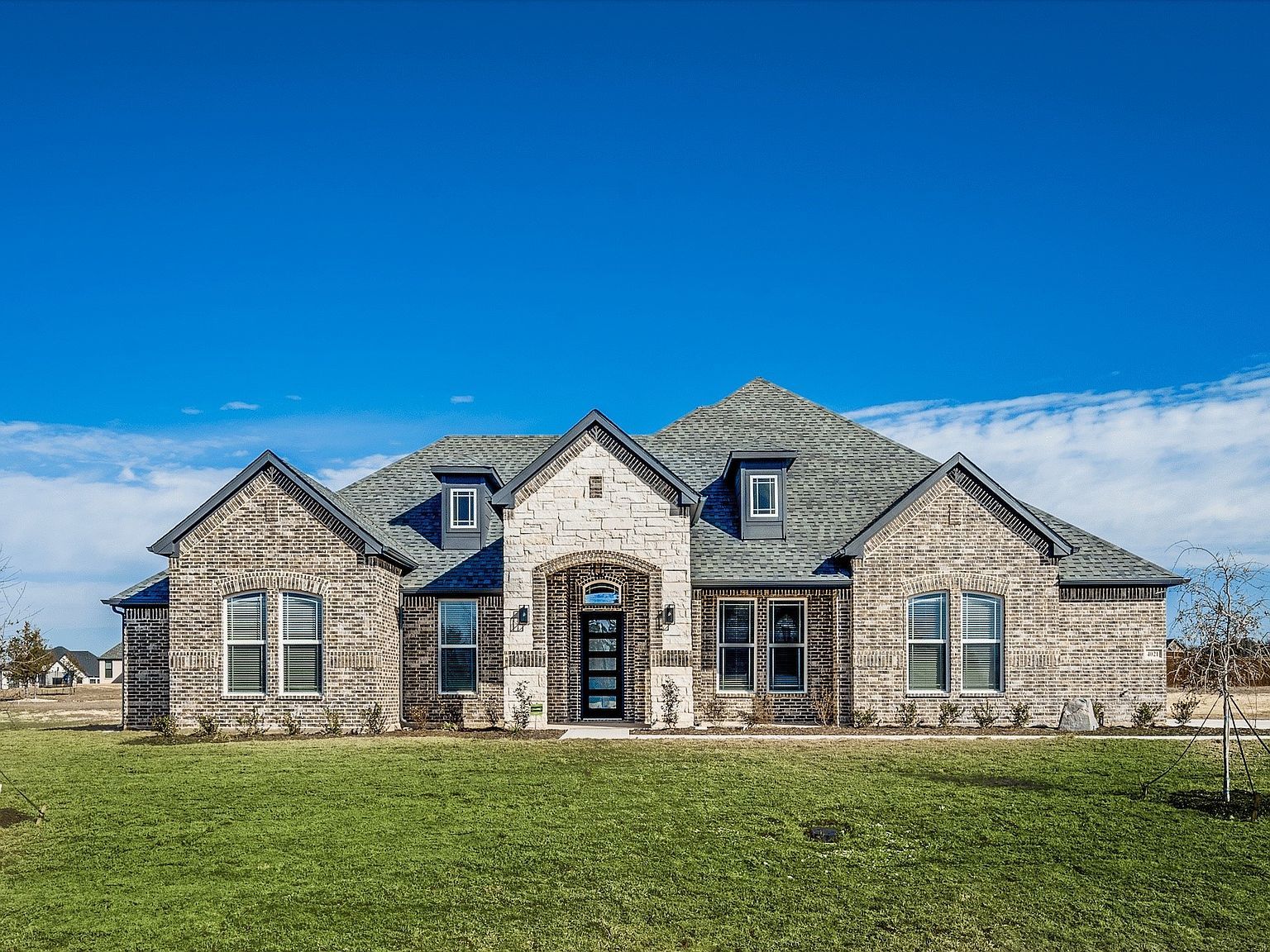 4021 Lagos Dr Midlothian, TX 76065 - Thumbnail 2