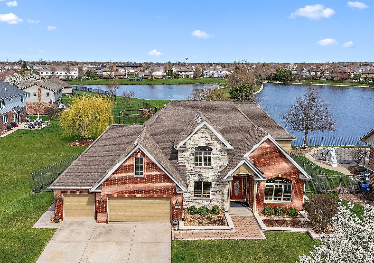 785 Stacey Dr New Lenox, IL 60451  | Single Family