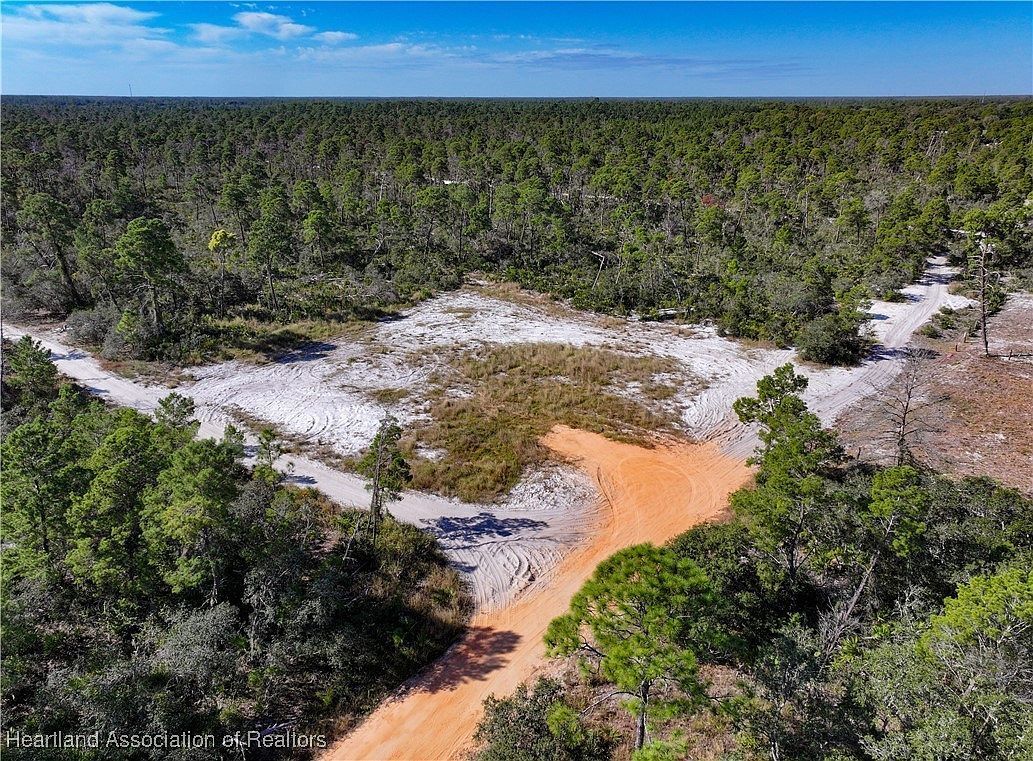 2127 Flower Ter Sebring, FL 33875 - Thumbnail 2