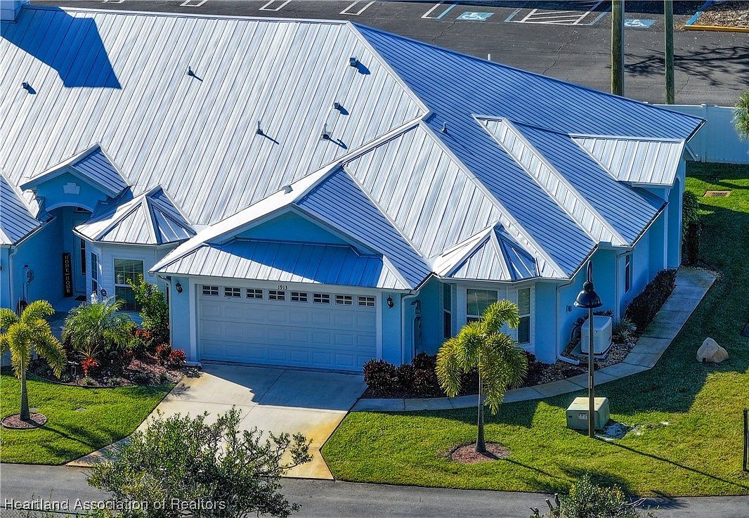 1913 Pine Key Blvd Sebring, FL 33870 - Thumbnail 2